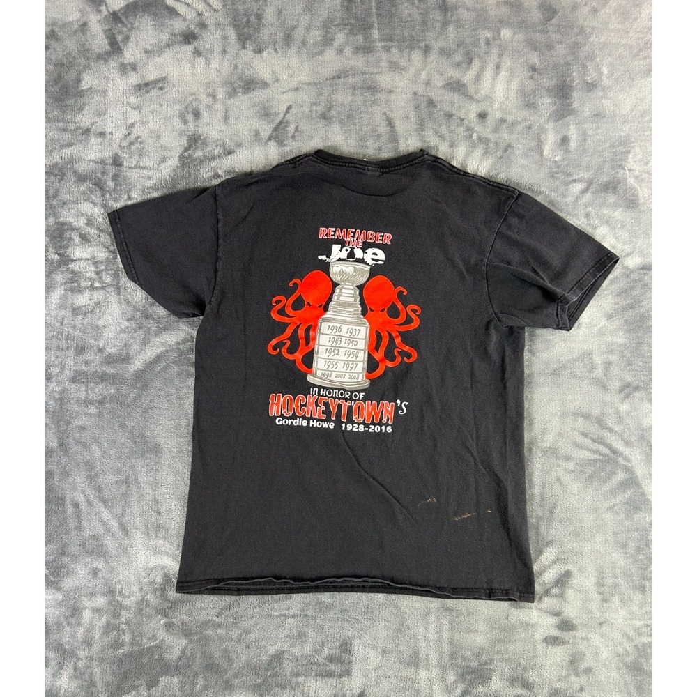 Vintage Detroit Red Wings "Remember the‎ Joe" Hockeytown T-Shirt Medium Black